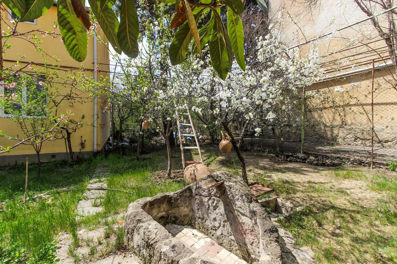 Apartment Gardens 44 Tbilisi Exterior foto